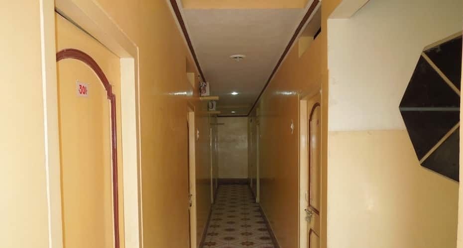 undefined Hotel Roxy DX 5